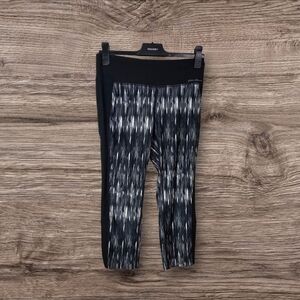 Eddie Bauer Black and White Patterned Leggings Size Med